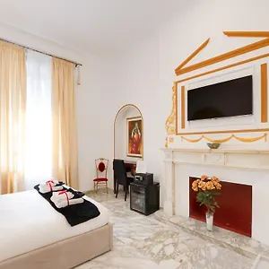 2* בית הארחה Queen Palace